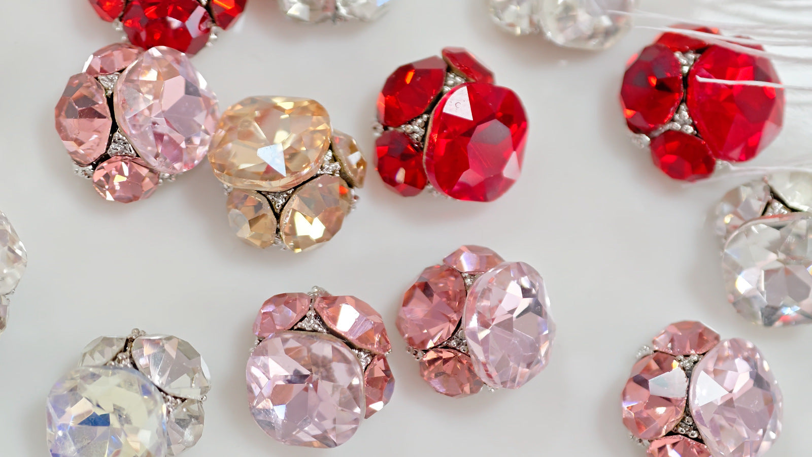 06c39b9e-6074-4711-8970-95e9dbd48214