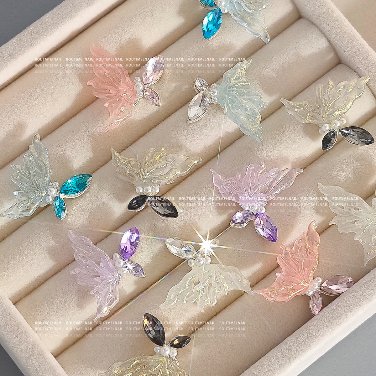 a219f885-fffd-48e2-9f08-3232a109b95e