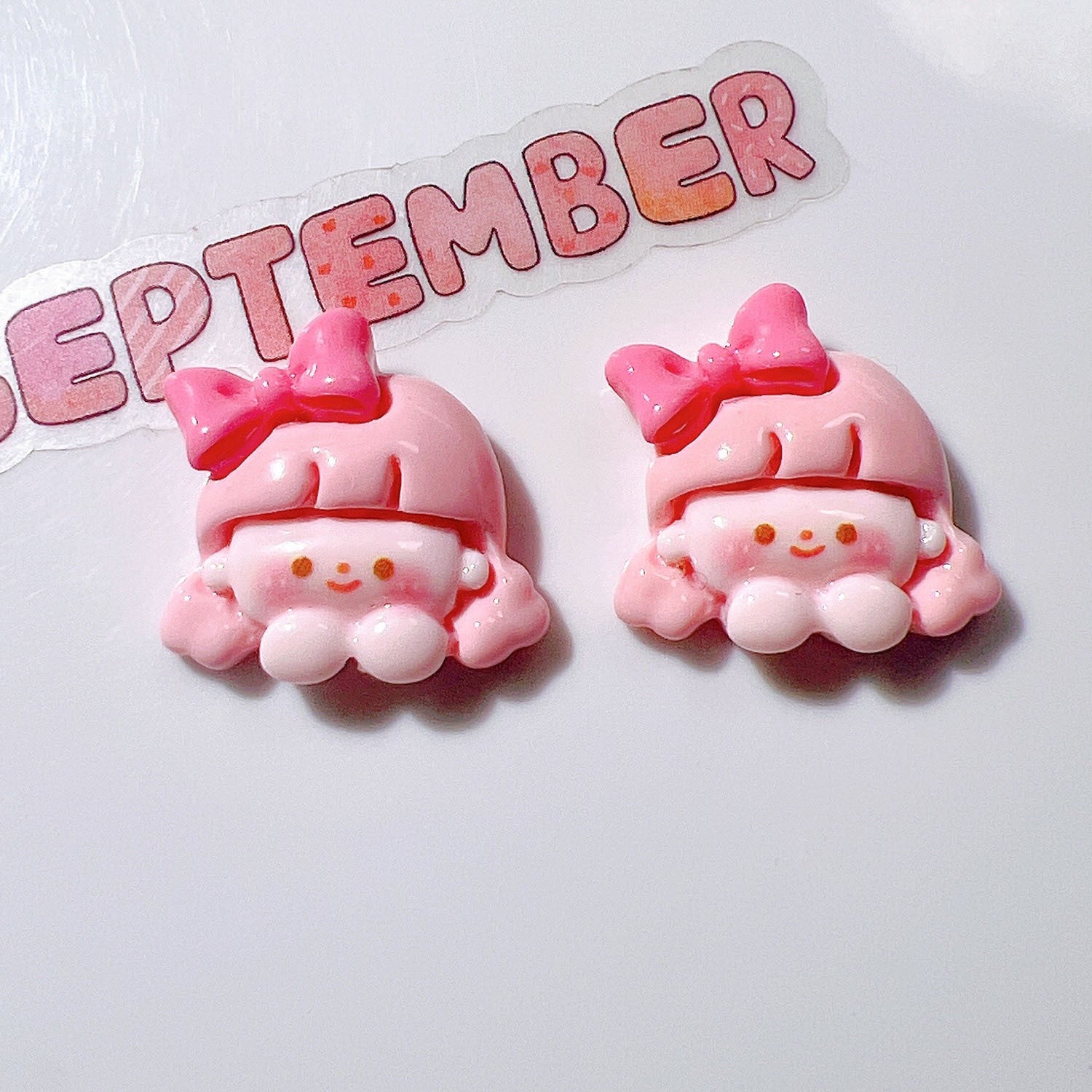 e5f5ee17-927e-4cff-8bea-a30f28968574