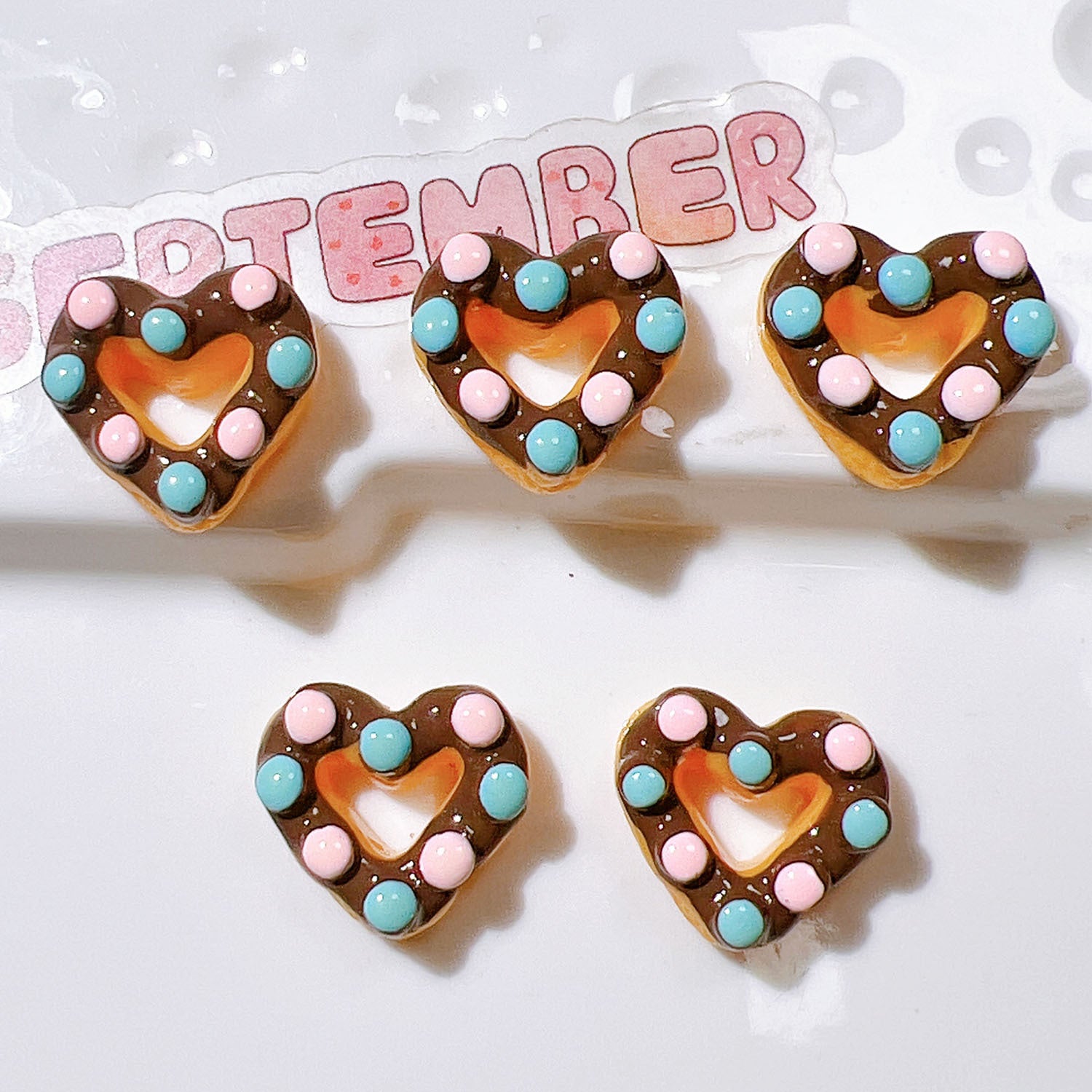 6ec20e6f-7f32-4eb0-aa00-14a41aef4750