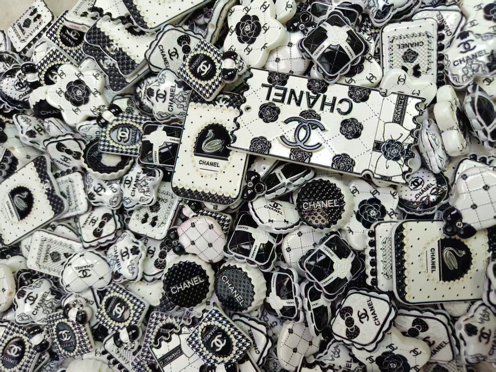 Custom painted beads (6)