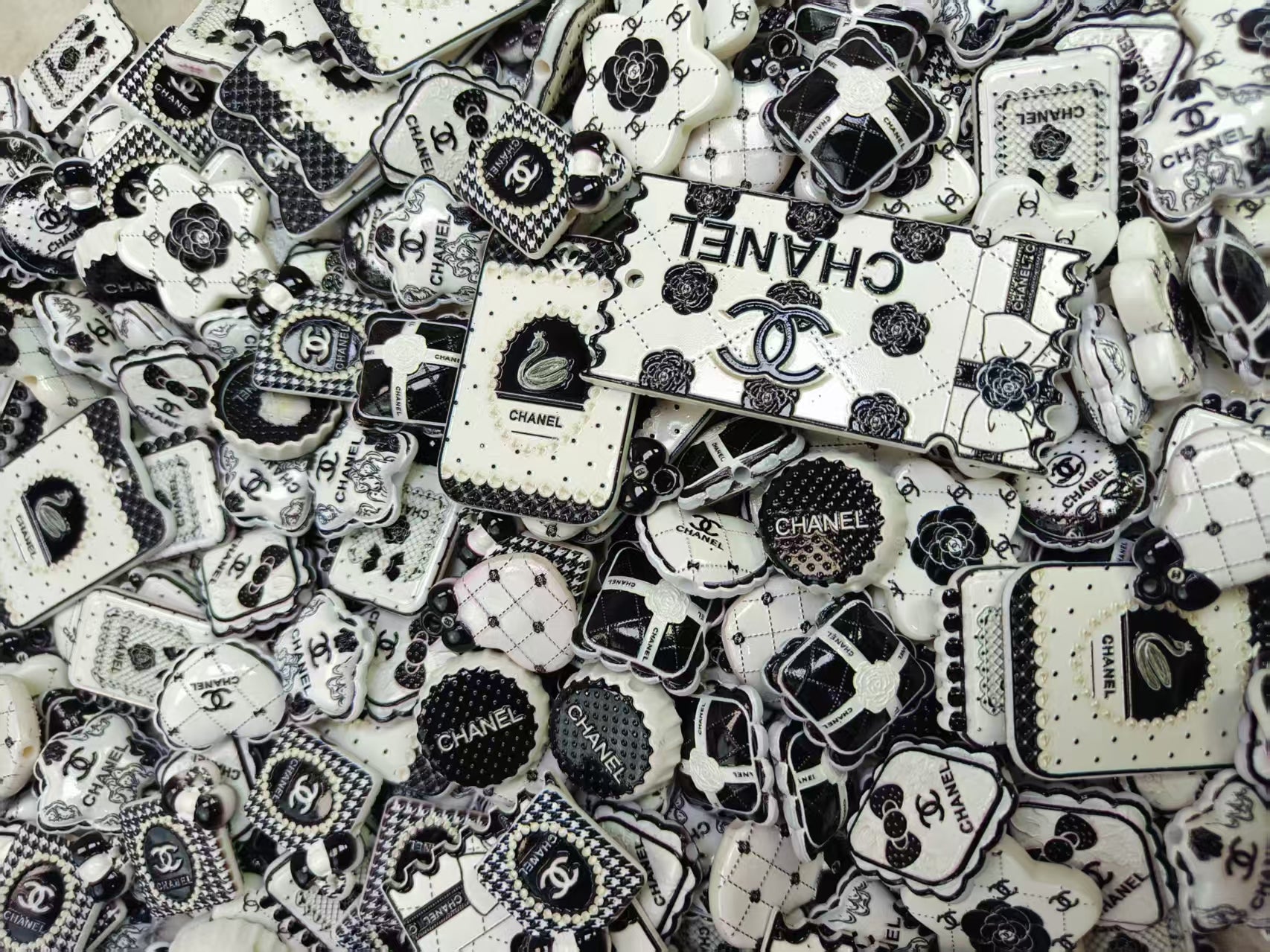 Custom painted beads (6)