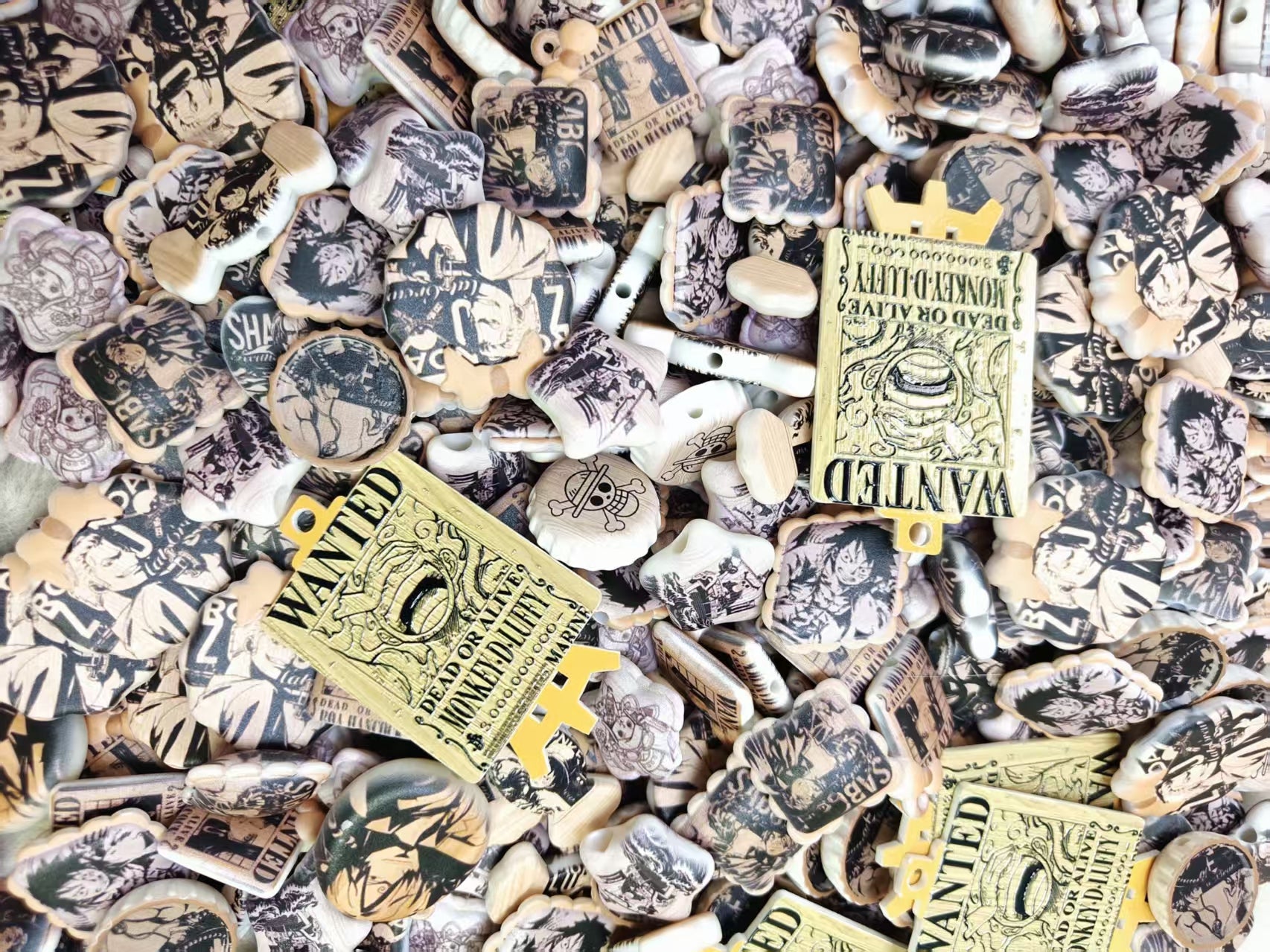 Custom painted beads (6)