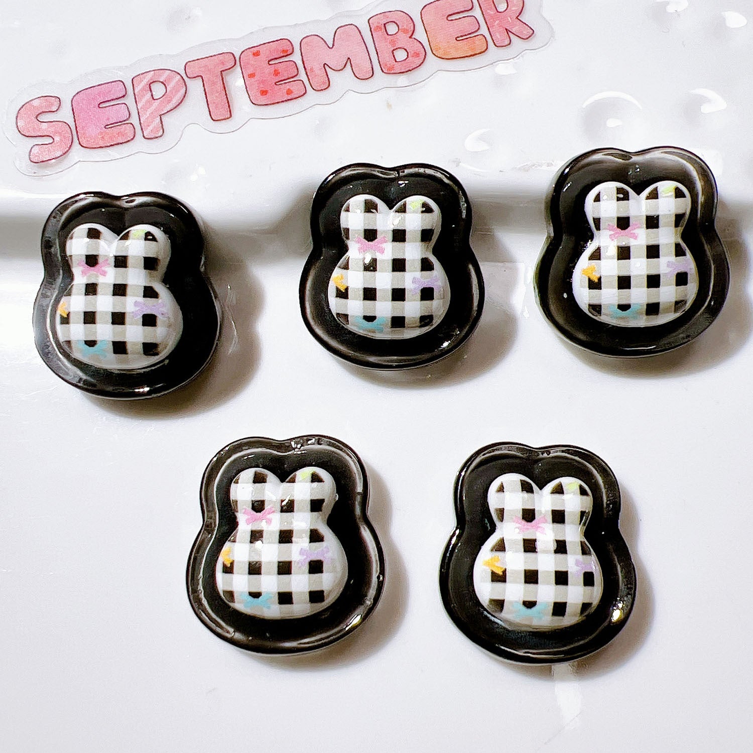 fbfb27c2-8ba0-4f33-84bb-45eb5b947c18