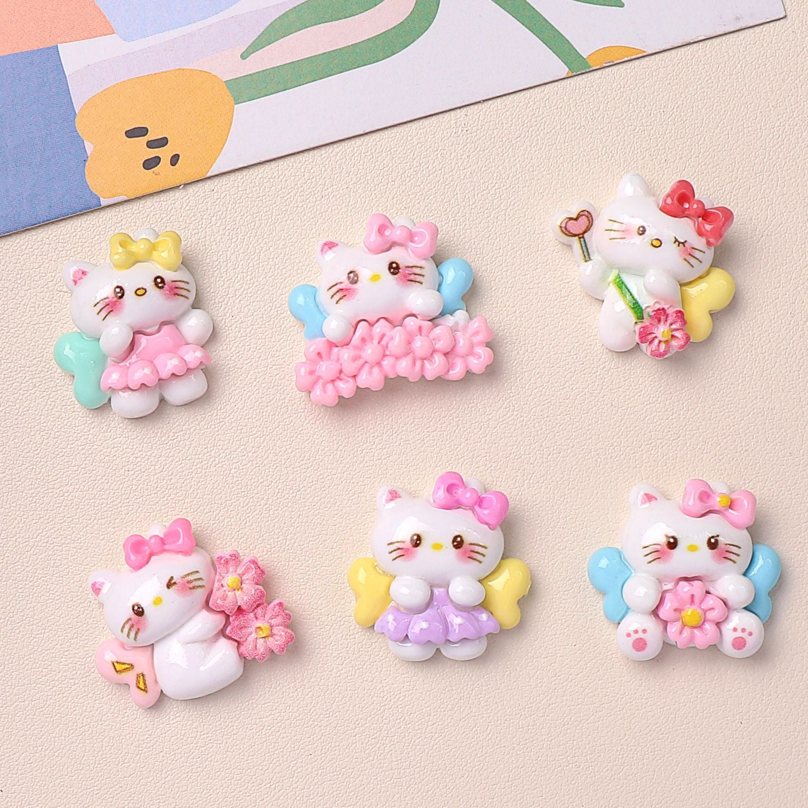 Cartoon glossy cherry blossom kitten DIY resin accessories for handmade hair clips, phone cases, water cups, and headwear Secondary image
