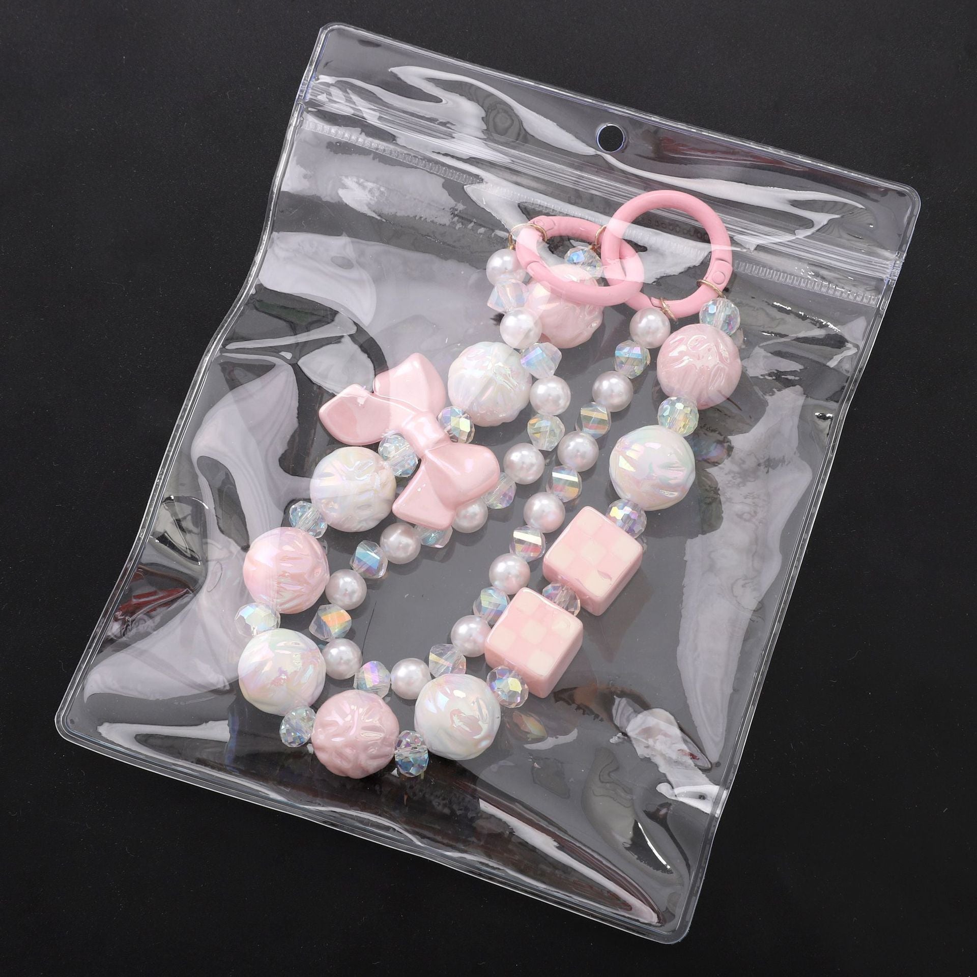 22ff7d64-1b31-497c-96da-48f300681316