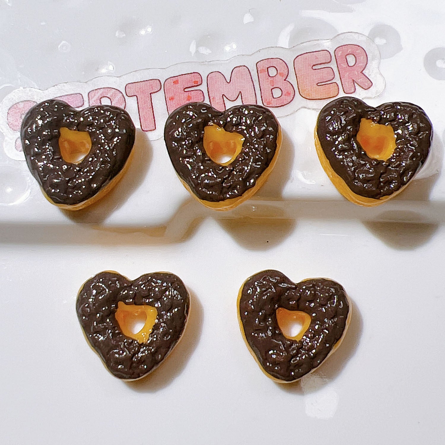 f1f86ab5-16b4-4c9e-8e43-d57f41de3533