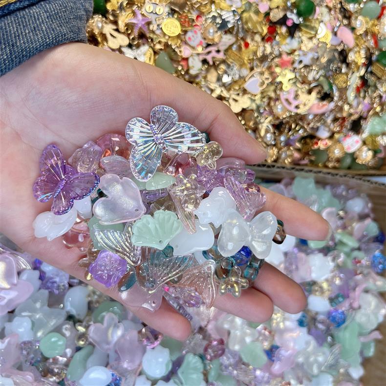 2f105ff5-c930-49d1-9bfe-9ca9bfcef3ac