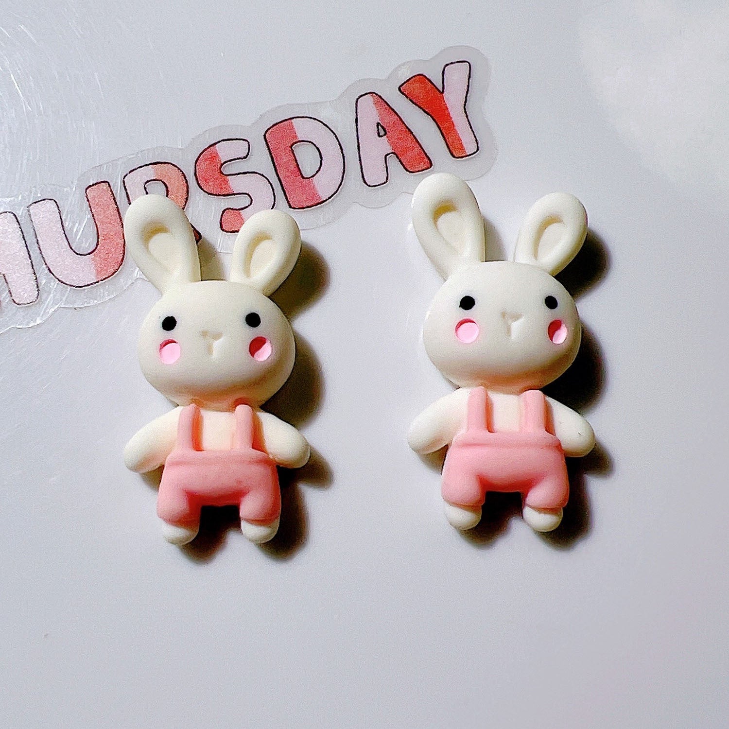 0f953b31-b81e-49a3-8fd3-38f4882bbd60