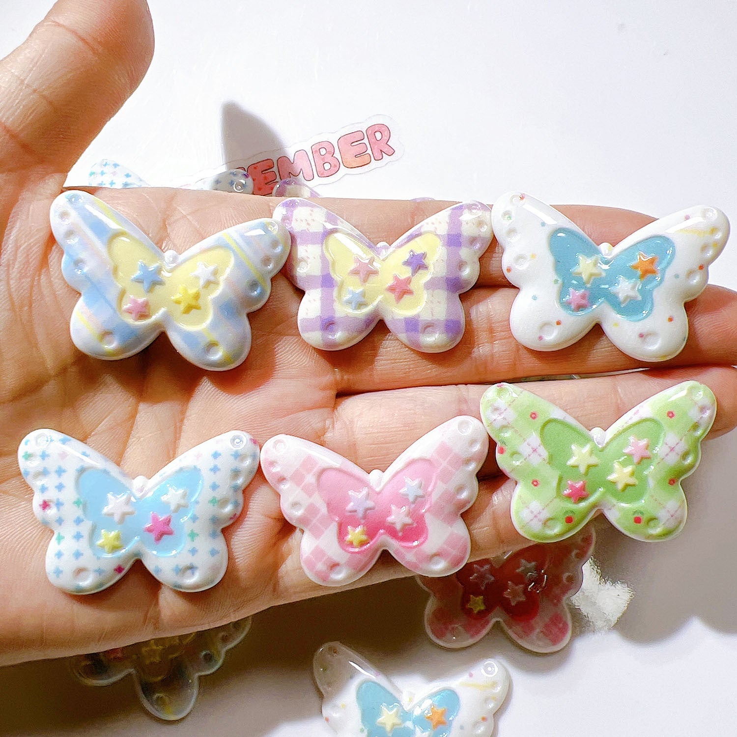 ac7928a6-66e4-49cb-a8b2-25a0423c1e08 Main image