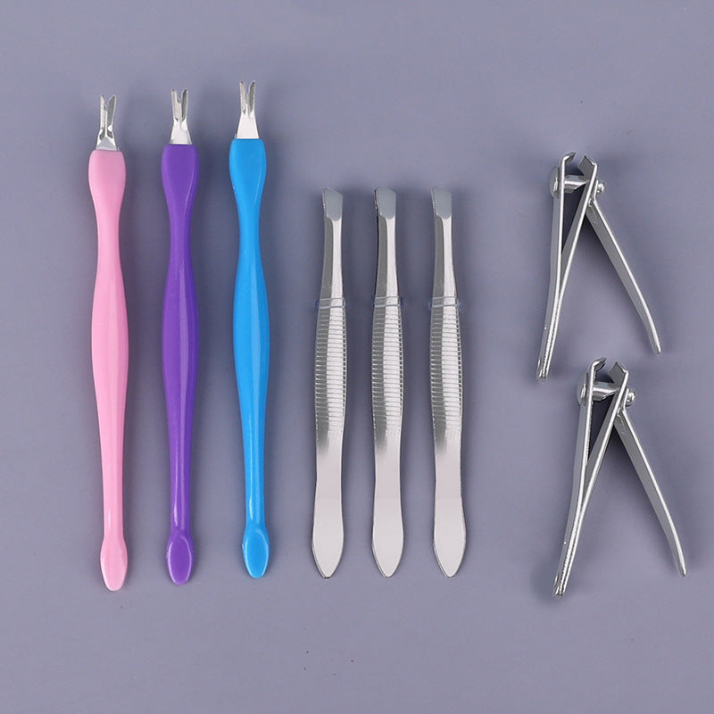 Cuticle scissors for removing dead skin, cuticle nippers, nail clippers, cuticle pusher, eyebrow tweezers Secondary image