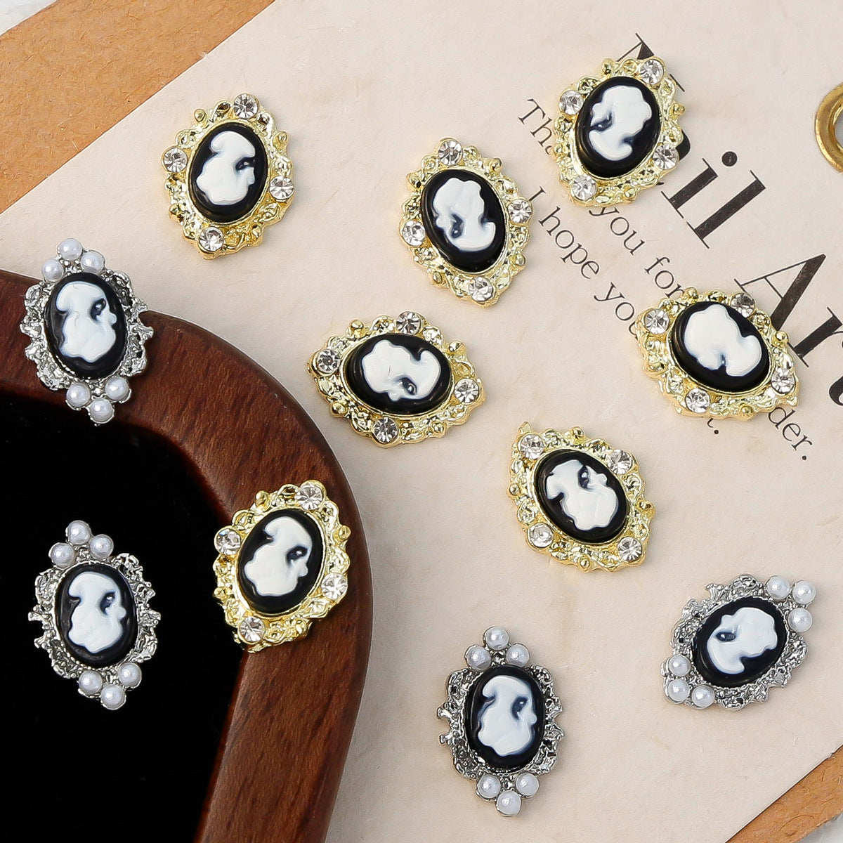 Nail Art Accessories Baroque Vintage Beauty Head Nail Art Accessories Pearl Metal Silver Nail Decoration Rhinestones Nail Art Accessories Secondary image