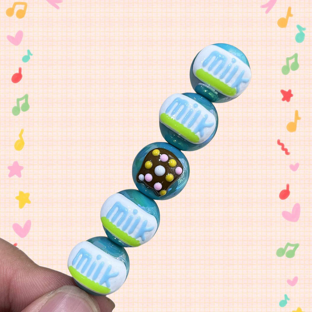 e8eec828-39dc-4f36-bc49-874c1be5a991