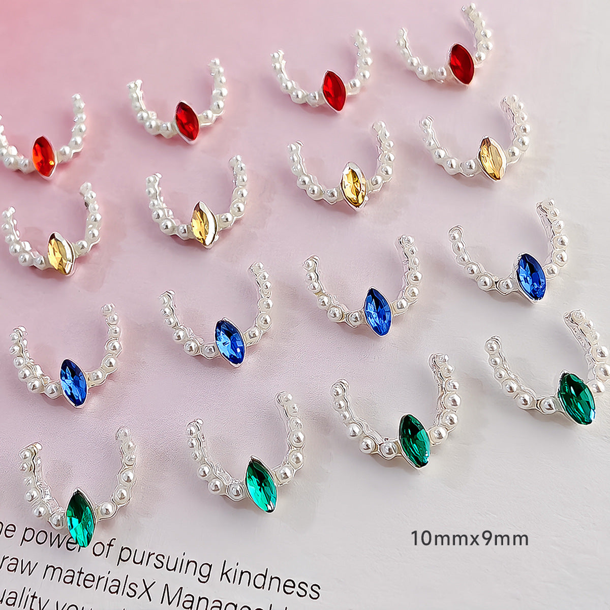 U-shaped French-style alloy diamond nail art accessories, light luxury diamond-shaped nail decorations with pearls Secondary image