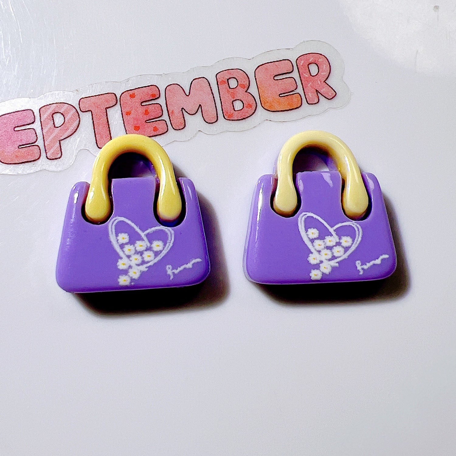 a72d9c9e-4c36-46c7-a57c-8d8fb0f5b405