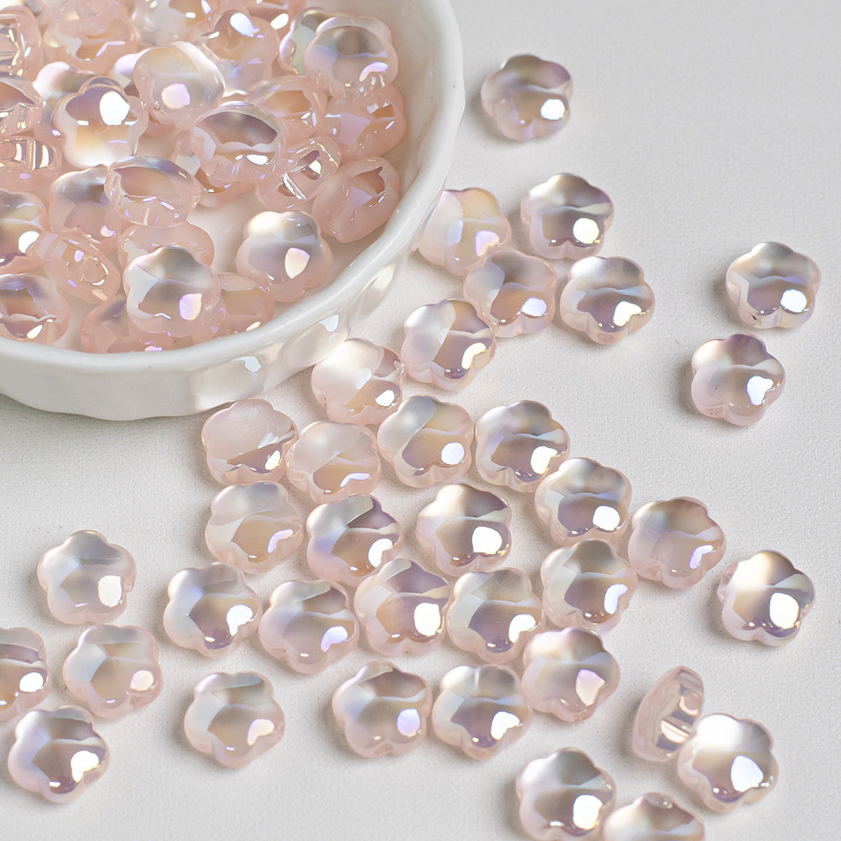 Maimai five-petal flower resin electroplated through-hole loose beads for handmade crafts diy Mobile phone chain bracelet accessories Secondary image