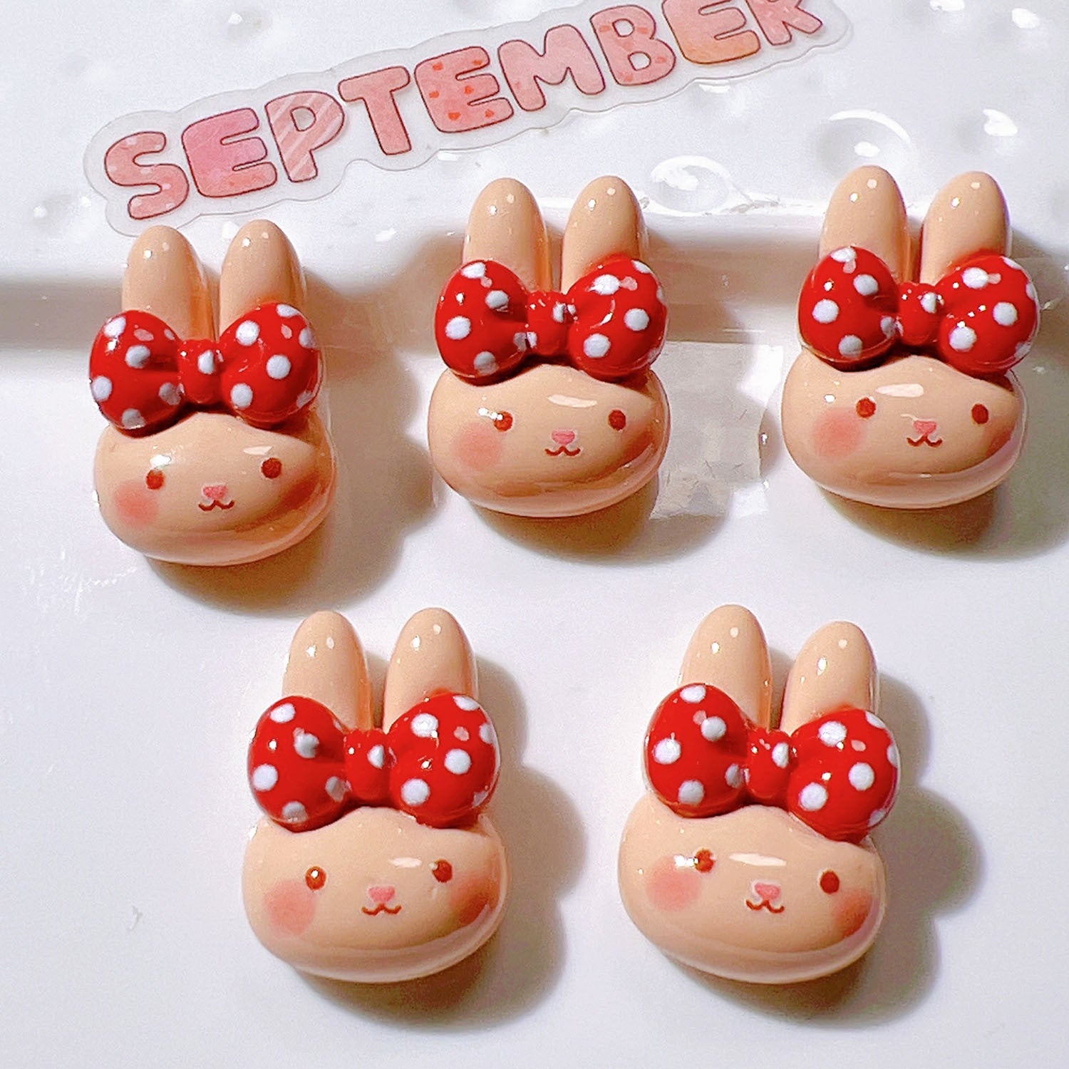 d0a8fcdd-b9d2-4860-b8b5-005cab7159a4