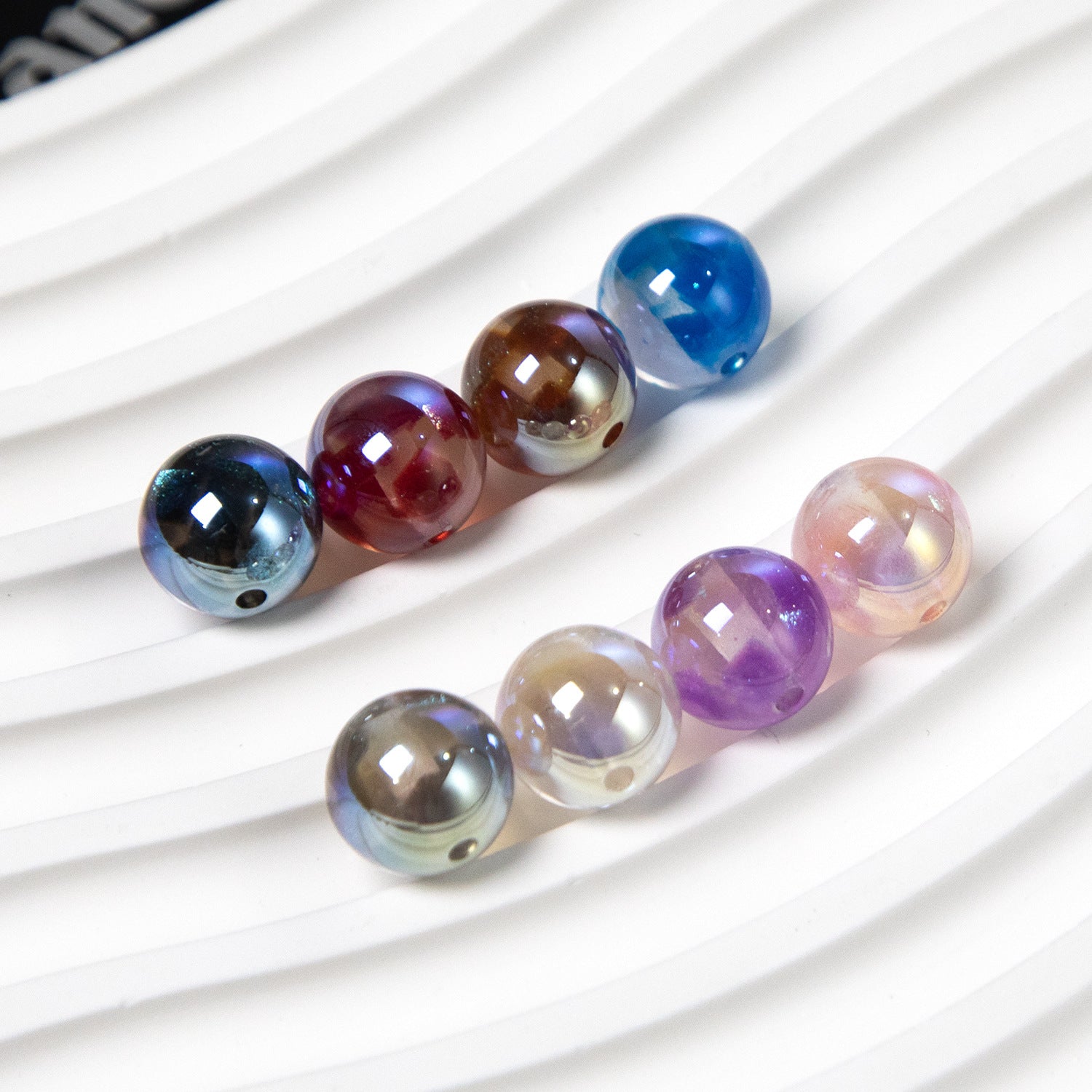 Shattered shell firefly beads electroplated through-hole resin loose beads diy Mobile phone beaded accessories Secondary image