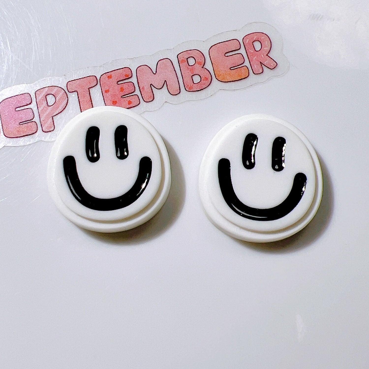 d833c5e7-2773-4d41-a191-b5564128f73b