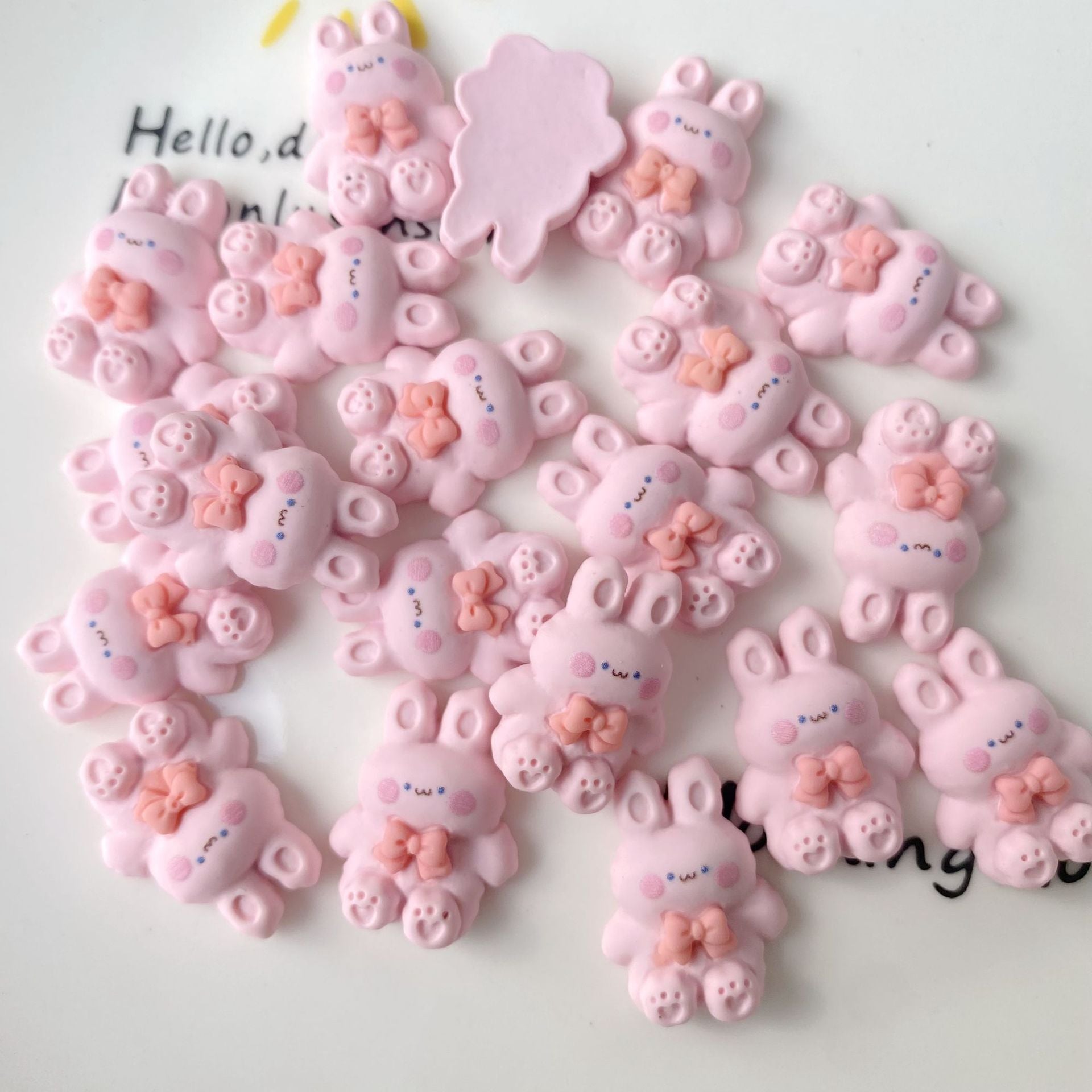 77dc69bf-9c30-4039-8f73-00a533151eba