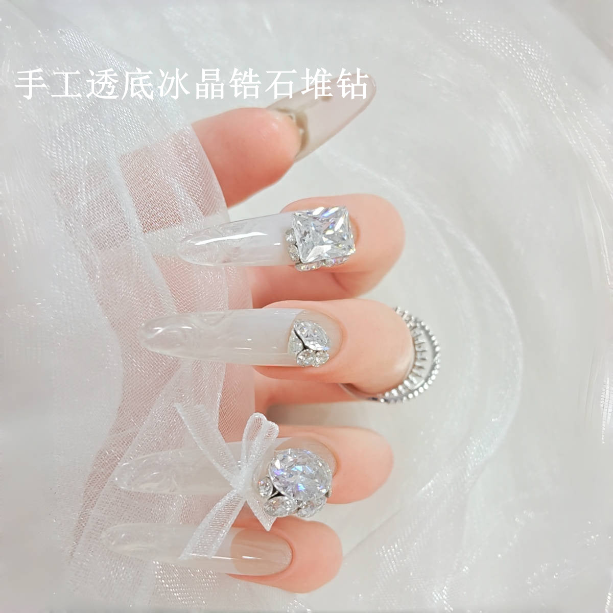 bddb5c2e-4e4f-4268-8149-73479025f8c5