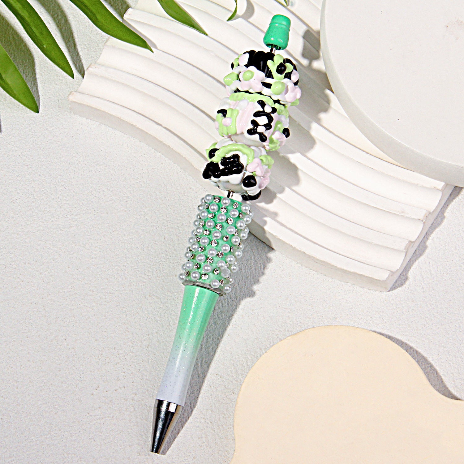 8dd8a5f4-336f-4626-bf7e-0f0fc8dfbbfe