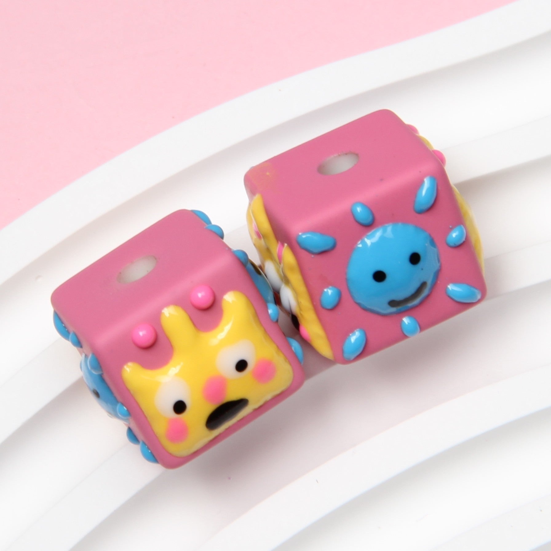 28b300aa-894b-4f96-8b25-3f7cc782cd0d