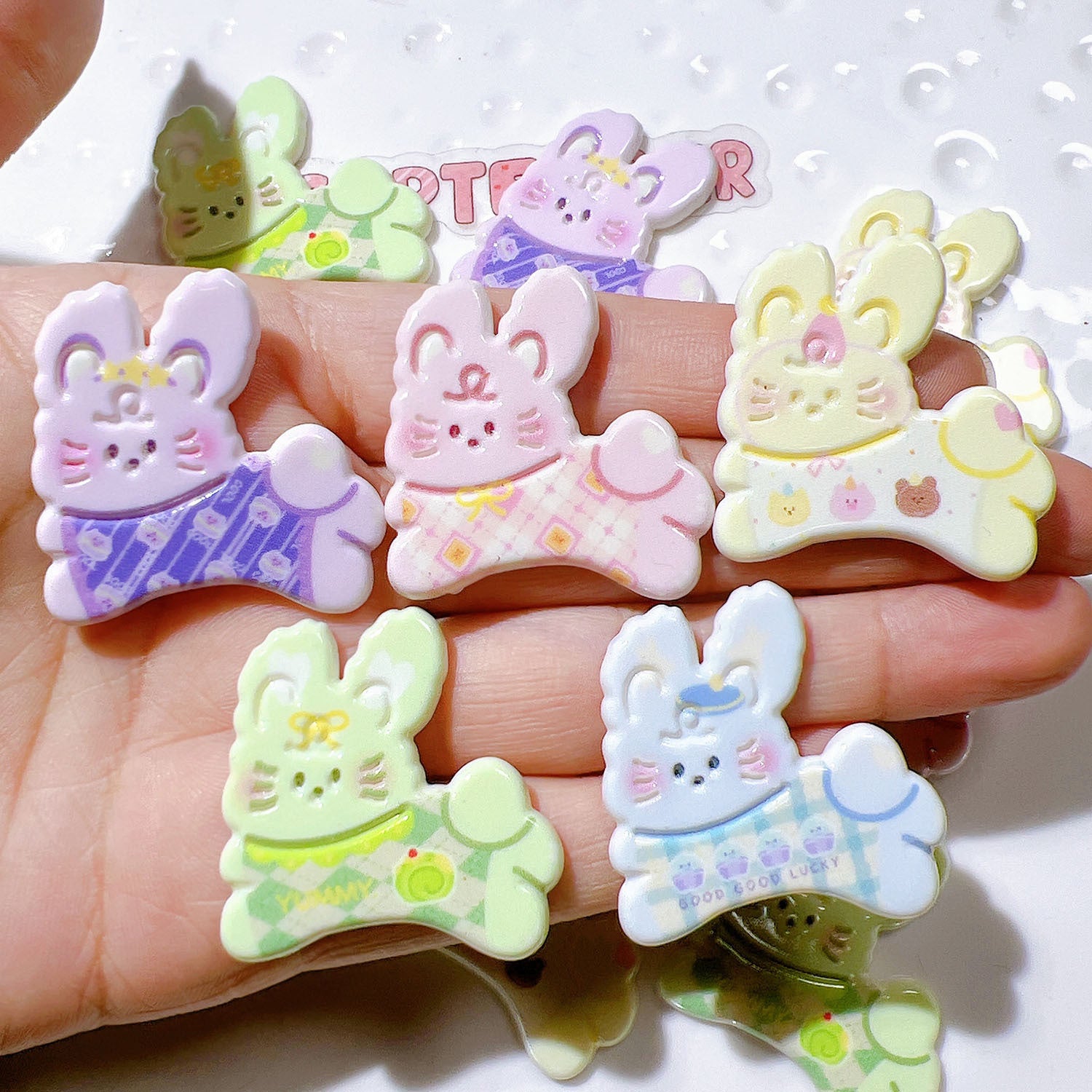 c3562076-385c-41f8-9248-6cbf466b3bd3 Main image