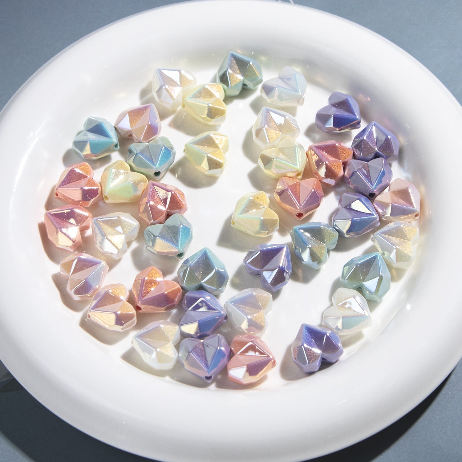 Cold Moon fine sparkling diamond heart-shaped irregular beads electroplated acrylic loose beads for crafts diy Mobile phone chain accessories Secondary image