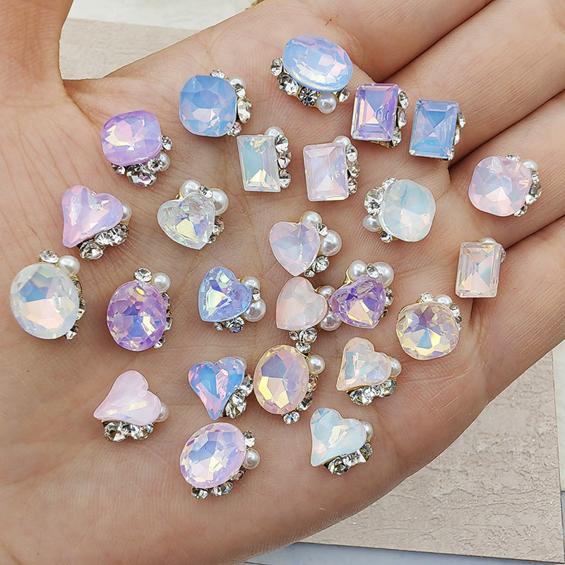 b8847b3d-bdfe-4ffb-9fa1-4ac8e81d80aa Main image