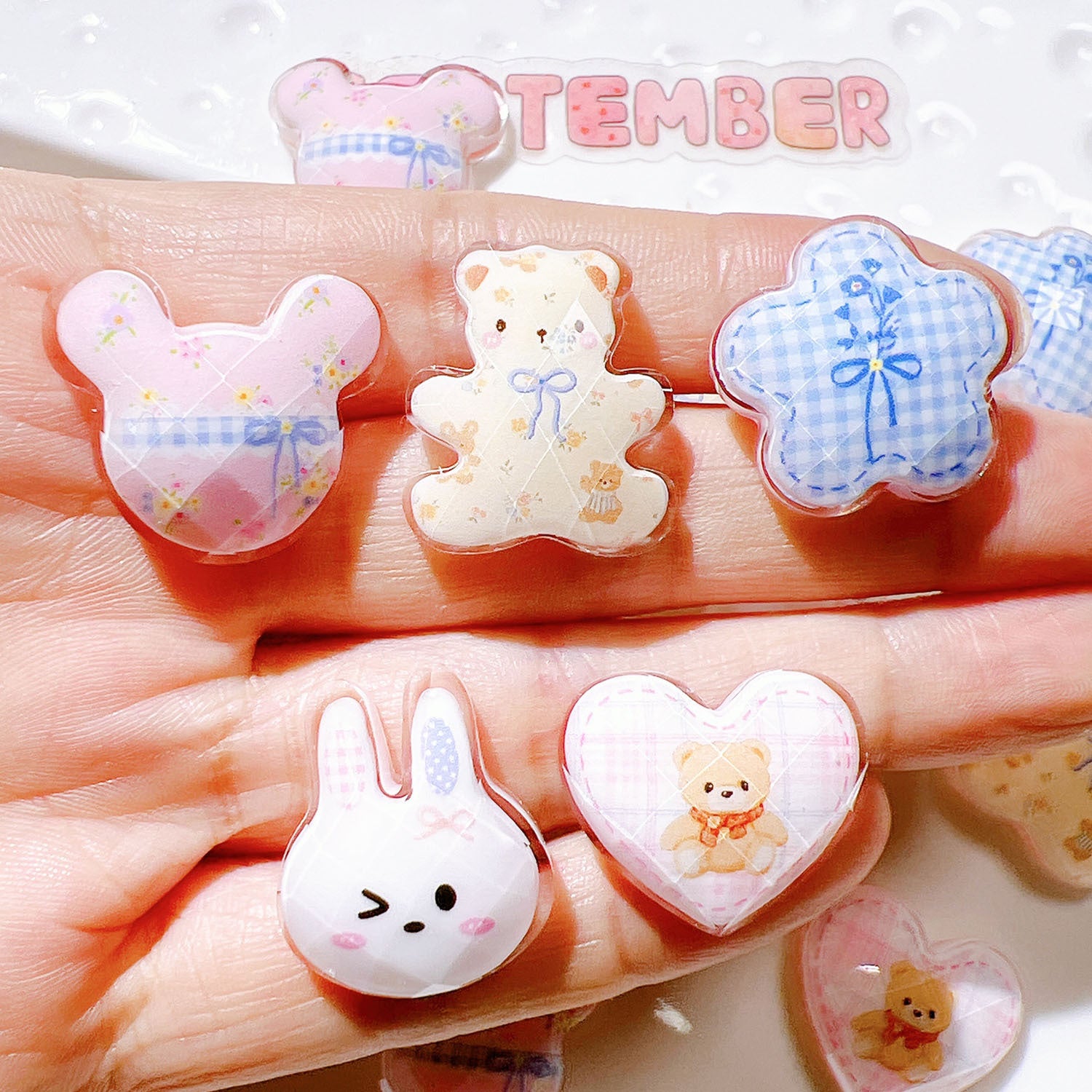 e5b62c5c-1f7d-4fbc-9ace-1bee6fe39109 Main image