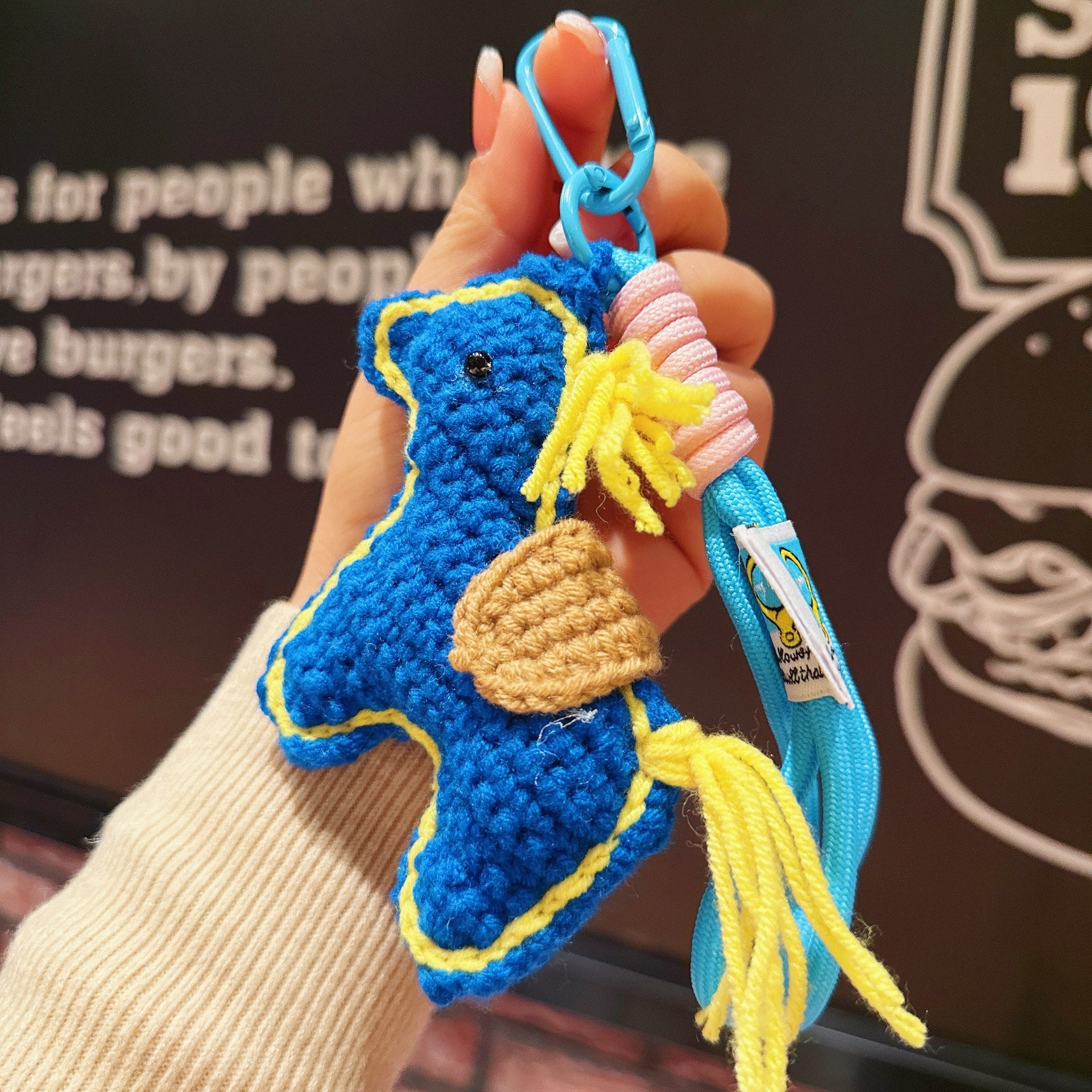 d6843d2f-a8e3-4862-b3e8-aea8db947978