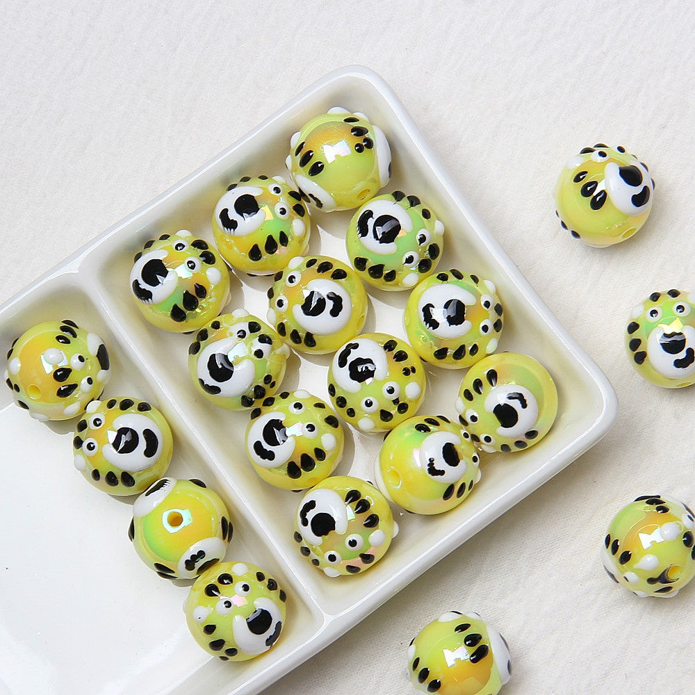 06f0dec1-11bd-4feb-881b-644e38f6a7e9