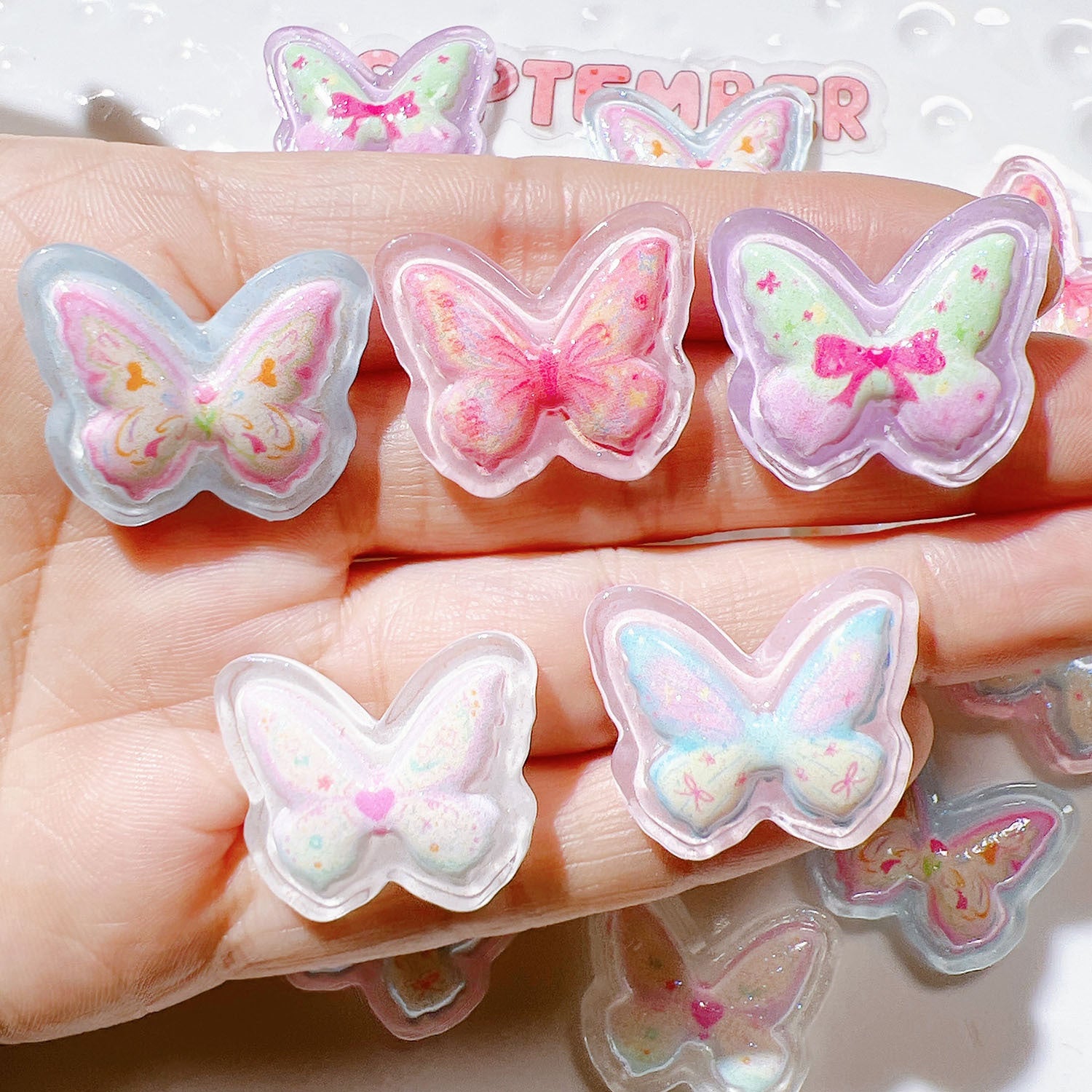 104dcc87-e4e7-409a-a992-d27c51754723